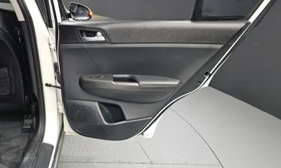 Kia Sportage 2018, 92948 км, за 10900000 KRW - фото 25