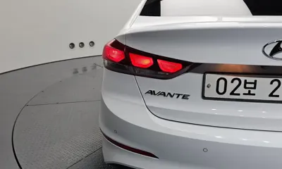 Hyundai Avante 2018, 84859 км, за 11400000 KRW - фото 23