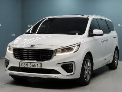 Kia Canival · 2019 год