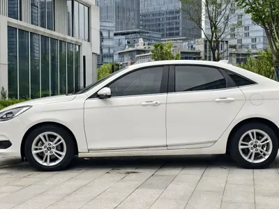 Ford Escort 2020, 60000 км, за 33800 CNY - фото 8