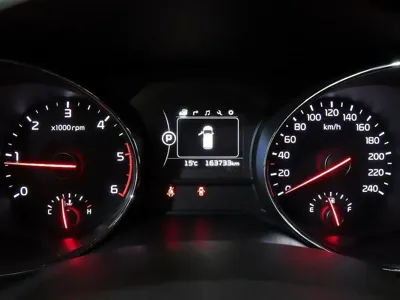 Kia Canival 2016, 163724 км, за 8000000 KRW - фото 9