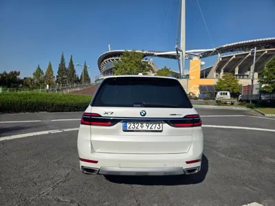 BMW X7 2025, 40100 км, за 113000000 KRW