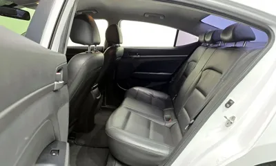 Hyundai Avante 2018, 142820 км, за 9800000 KRW - фото 11