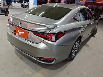 Lexus ES 2020, 28000 км, за 199800 CNY - фото 6