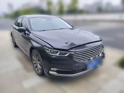 Ford Taurus 2019, 44300 км, за 9740.94 CNY