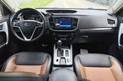 Geely Auto Vision X6 2016, 83900 км, за 32779.81 CNY - фото 12