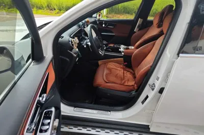 Mercedes-Benz GLC 2023, 32500 км, за 283524.02 CNY - фото 16