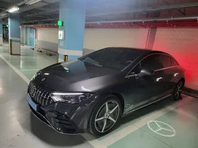 Mercedes-Benz EQE · 2023 год
