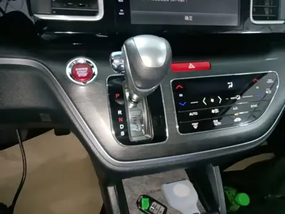 Honda Elysion 2018, 120399 км, за 104300 CNY - фото 14