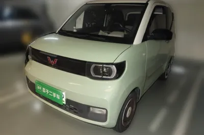 Wuling Hongguang MINIEV 2021, 40300 км, за 22324.53 CNY