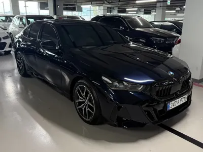 BMW 5-Series 2025, 3280 км, за 35600000 KRW