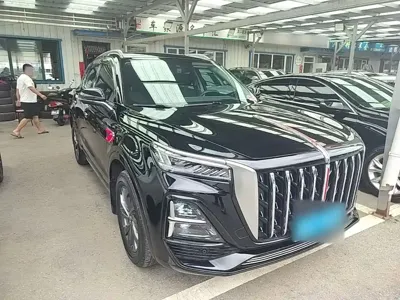 Hongqi Hongqi HS5 2023, 68800 км, за 98000 CNY