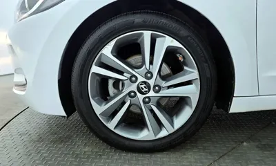 Hyundai Avante 2017, 117852 км, за 8300000 KRW - фото 5