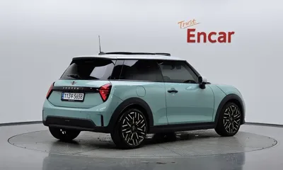 MINI Cooper 2025, 13997 км, за 32900000 KRW