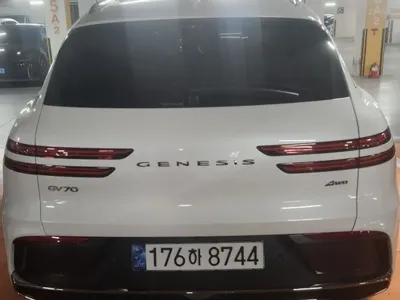 Genesis GV70 2025, 44457 км, за 45400000 KRW