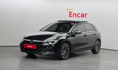 Volkswagen Golf · 2022 год