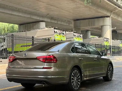 Volkswagen Passat 2016, 144000 км, за 43800 CNY - фото 11