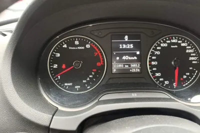 Audi A3 2019, 111000 км, за 54159.42 CNY - фото 12
