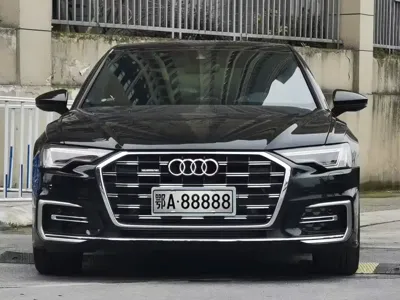 Audi A6L 2022, 91000 км, за 188000 CNY - фото 2