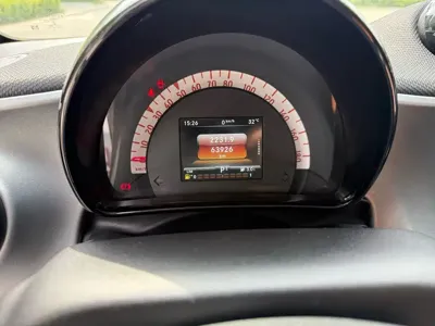 Smart Smart Fortwo 2019, 63000 км, за 66600 CNY - фото 10