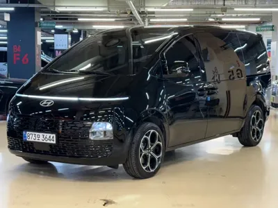 Hyundai Staria · 2025 год