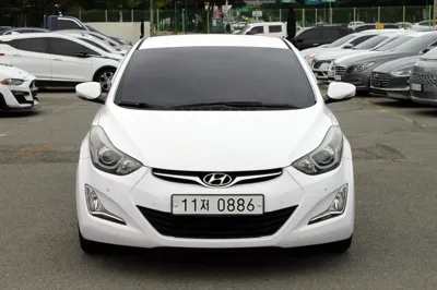 Hyundai Avante 2016, 105202 км, за 7400000 KRW - фото 2