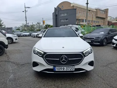 Mercedes-Benz E-Class · 2024 год