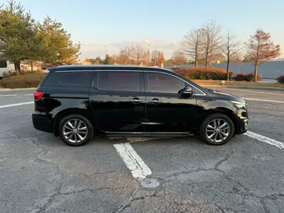 Kia Canival 2016, 244579 км, за 7800000 KRW - фото 2
