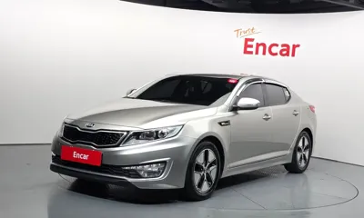 Kia K5 · 2013 год