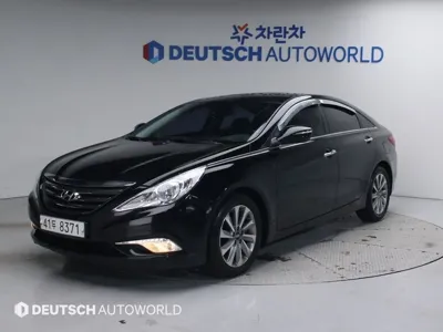 Hyundai Sonata · 2013 год