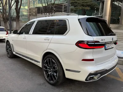 BMW X7 2026, 1380 км, за 92700000 KRW
