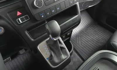 Hyundai Staria 2023, 3115 км, за 27500000 KRW - фото 9