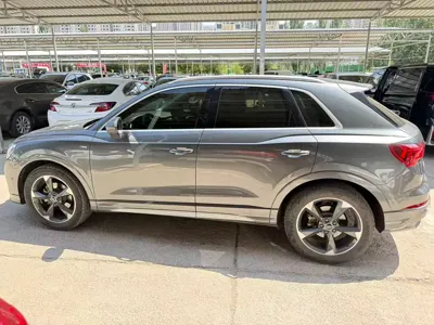Audi Q3 2021, 19000 км, за 178800 CNY - фото 8
