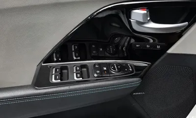 Kia Niro 2019, 136110 км, за 99990000 KRW - фото 18