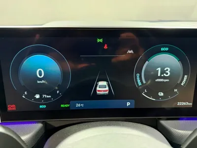 Hyundai Sonata 2024, 22217 км, за 10320000 KRW - фото 2