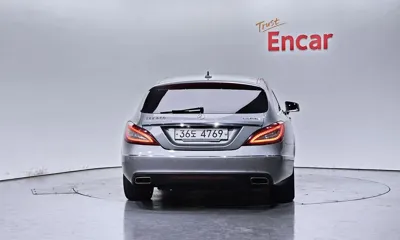 Mercedes-Benz CLS-Class 2015, 193023 км, за 15000000 KRW