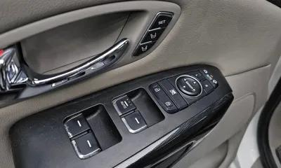 Kia Canival 2016, 181451 км, за 9300000 KRW - фото 13