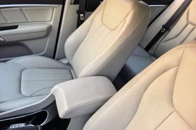 Geely Auto Emgrand 2016, 38100 км, за 30247.12 CNY - фото 29