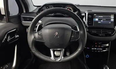 Peugeot 208 2016, 58410 км, за 6990000 KRW - фото 12