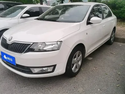 Skoda Rapid · 2013 год