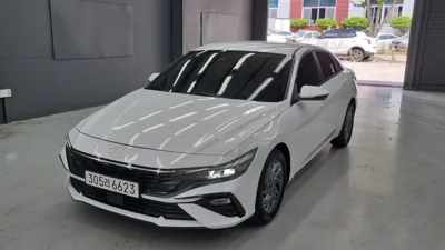 Hyundai Avante · 2025 год