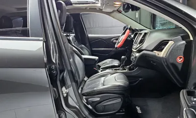 Jeep Cherokee 2015, 210666 км, за 6900000 KRW - фото 11