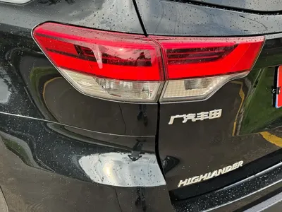 Toyota Highlander 2020, 121000 км, за 94300 CNY - фото 10