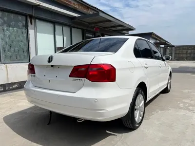 Volkswagen Jetta 2013, 120000 км, за 15800 CNY - фото 4