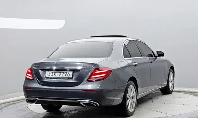 Mercedes-Benz E-Class 2018, 65860 км, за 25100000 KRW