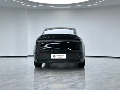 Tesla Model Y 2026, 6000 км, за 276800 CNY - фото 6