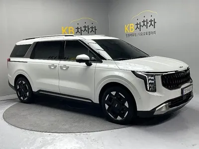 Kia Canival · 2025 год