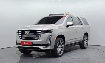 Cadillac Escalade · 2022 год