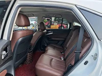 BYD Tang New Energy 2016, 46000 км, за 25600 CNY - фото 7
