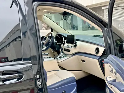 Mercedes-Benz V-Class 2018, 116800 км, за 149800 CNY - фото 9